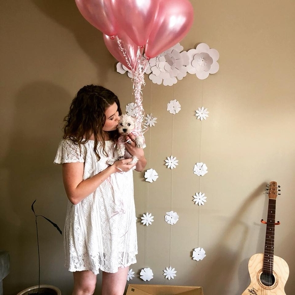 Meet your Posher, Kara - Picture 1 of 1